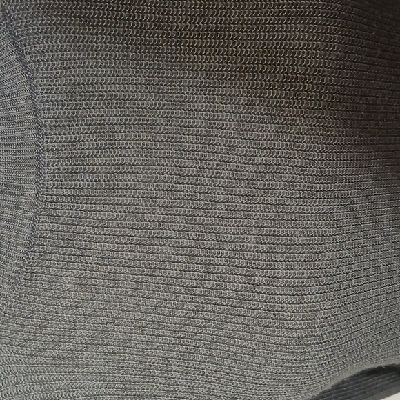 Pink Republic grey knit cold shoulder size small - Picture 3 of 14